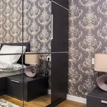 Apartment Luxury New Two Bedroom