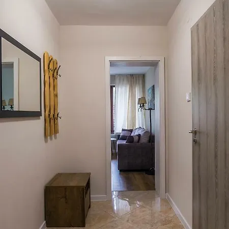 Luxury New Two Bedroom Apartment