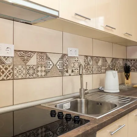 Apartment Luxury New Two Bedroom